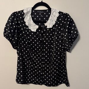 Retro Chic by Torrid, Size 00 Black and White Polka Dot Blouse